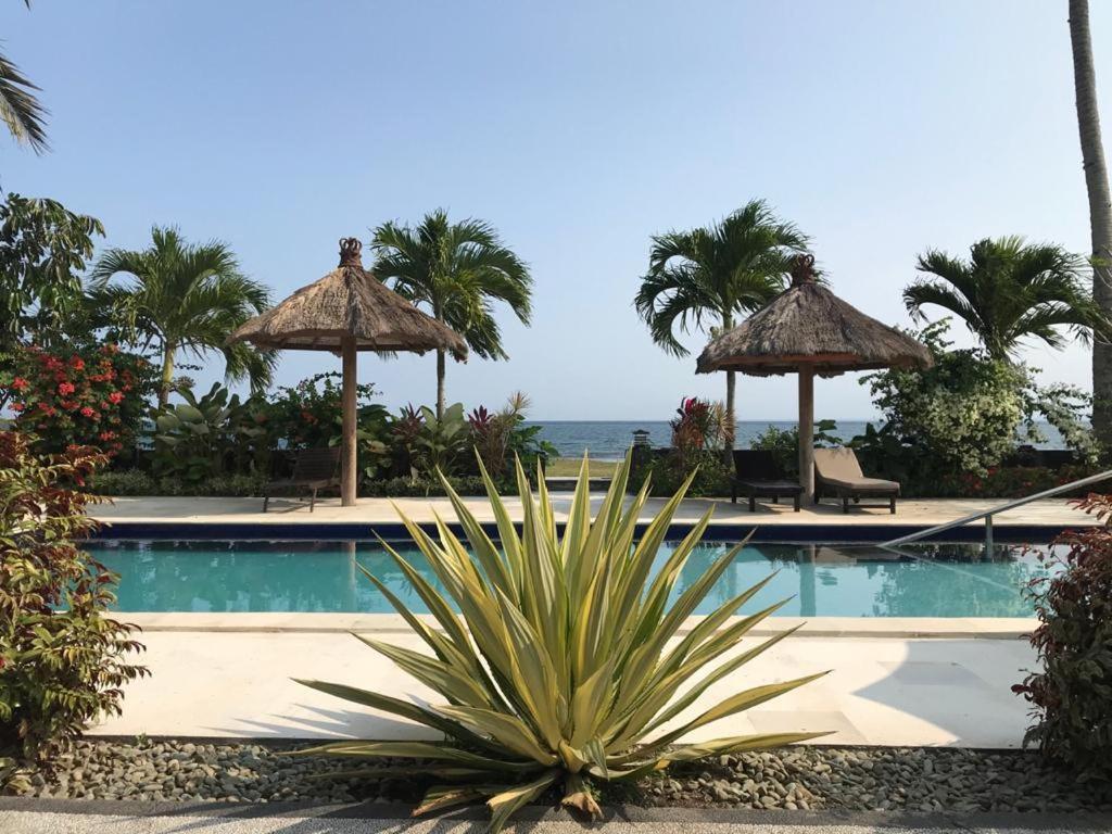 Penginuman Melaya Beach Resort Room Double מראה חיצוני תמונה